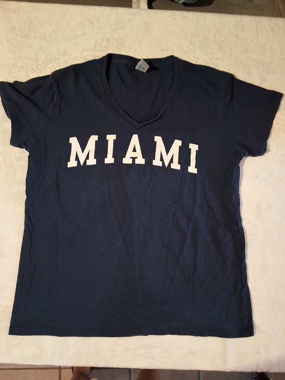 Navy V‑Neck Tee with White 'MIAMI' Print
